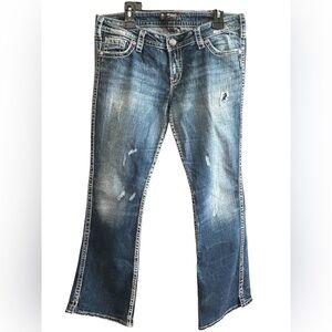 Silver Jeans Medium Distressed Bootcut Jeans Low Rise Flare Raw Hem Women’s 16